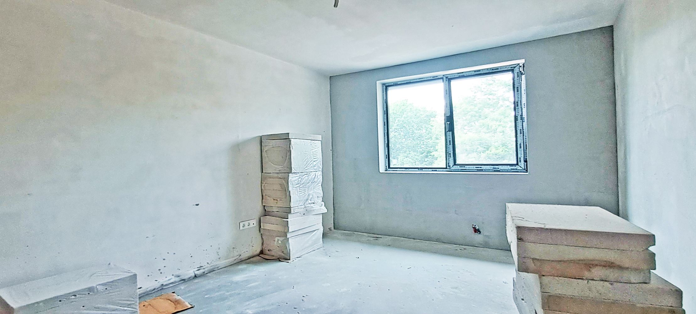 3-СТАЕН АПАРТАМЕНТ 139 М2 БЛИЗО ДО МЕТРОСТАНЦИЯ КРАСНО СЕЛО - 0