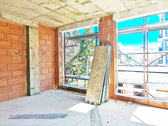 3-СТАЕН АПАРТАМЕНТ 122 М² В ПОЛИТЕ НА ВИТОША - 0