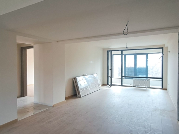 3-СТАЕН АПАРТАМЕНТ 133 М² БЛИЗО ДО ЮЖНИЯ ПАРК - 0