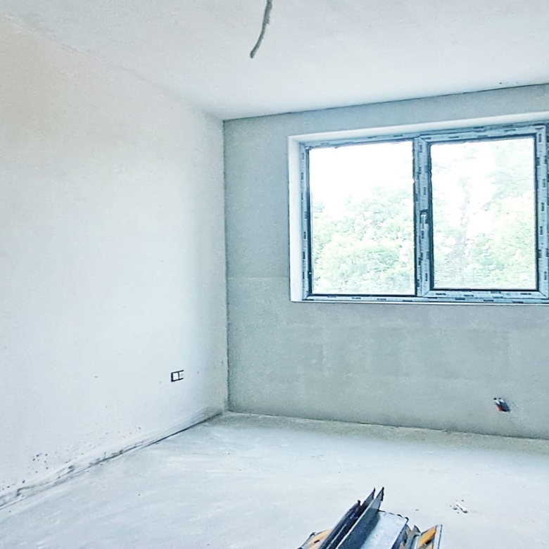 3-СТАЕН АПАРТАМЕНТ 139 М2 БЛИЗО ДО МЕТРОСТАНЦИЯ КРАСНО СЕЛО - 0