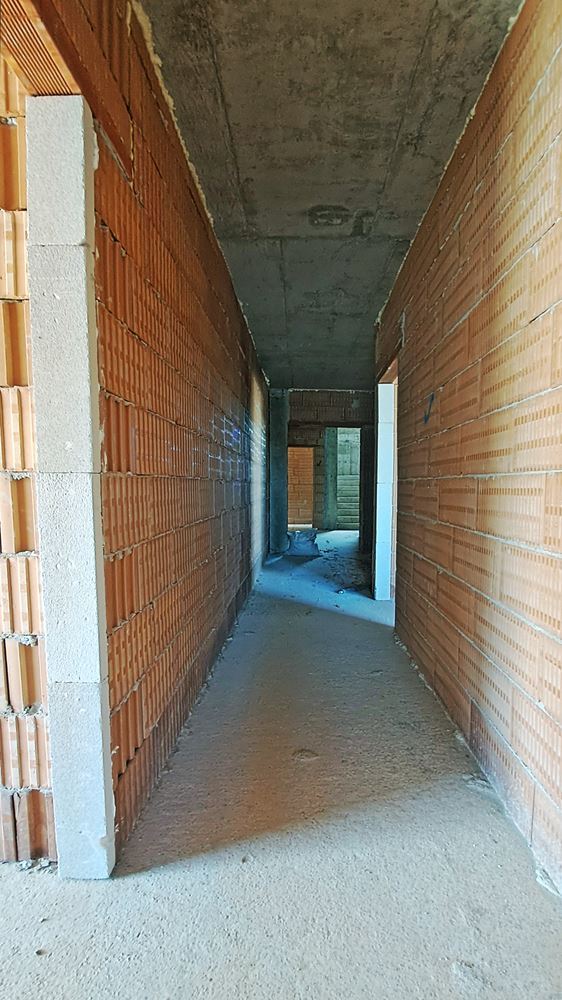 3-СТАЕН АПАРТАМЕНТ 122 М² В ПОЛИТЕ НА ВИТОША - 0