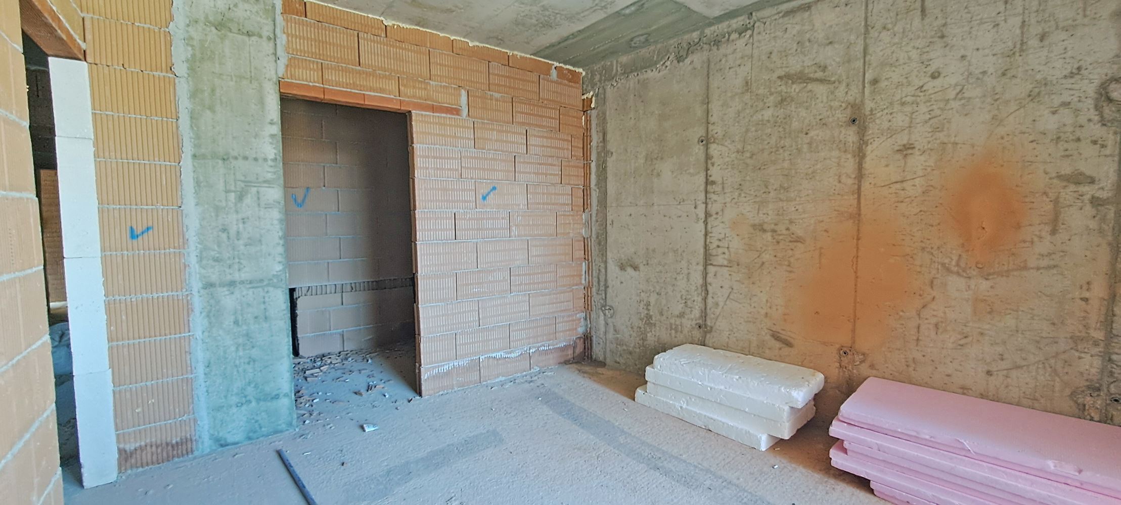 3-СТАЕН АПАРТАМЕНТ 122 М² В ПОЛИТЕ НА ВИТОША - 0