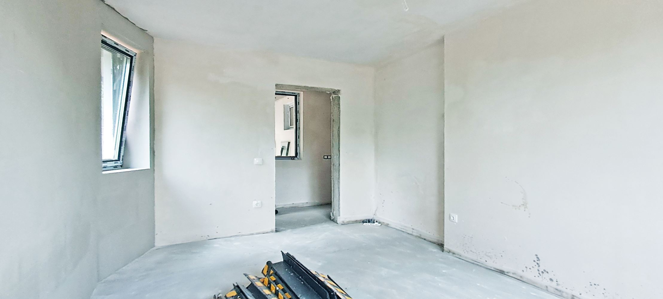 3-СТАЕН АПАРТАМЕНТ 139 М2 БЛИЗО ДО МЕТРОСТАНЦИЯ КРАСНО СЕЛО - 0