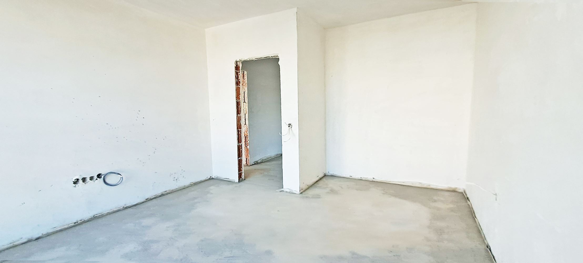 3-СТАЕН АПАРТАМЕНТ СЪС 136 М² НА МИНУТИ ОТ ЮЖЕН ПАРК - 0