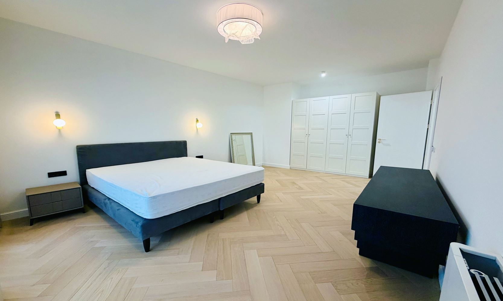 МНОГОСТАЕН АПАРТАМЕНТ 531 М² ДО МЕТРОСТАНЦИЯ ВИТОША - 0