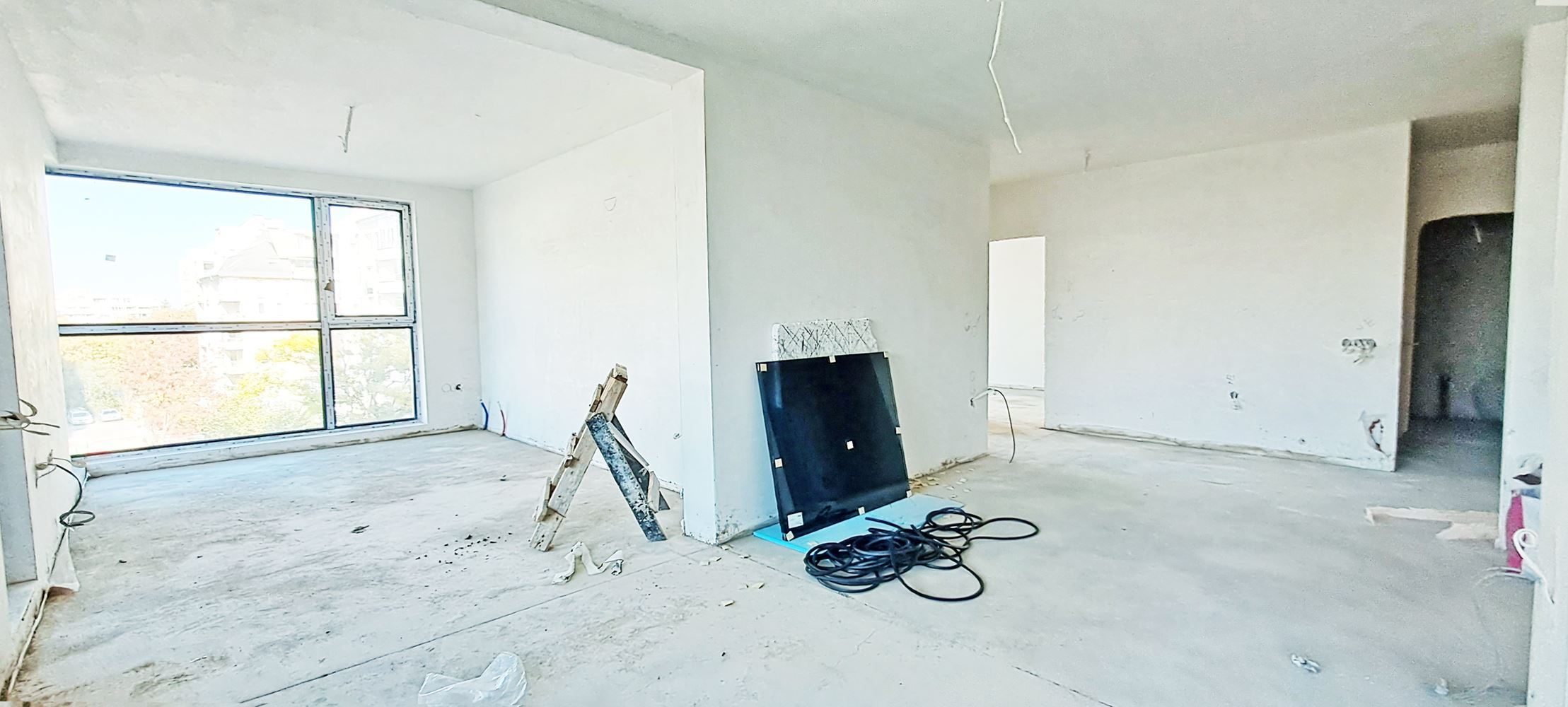 3-СТАЕН АПАРТАМЕНТ СЪС 136 М² НА МИНУТИ ОТ ЮЖЕН ПАРК - 0