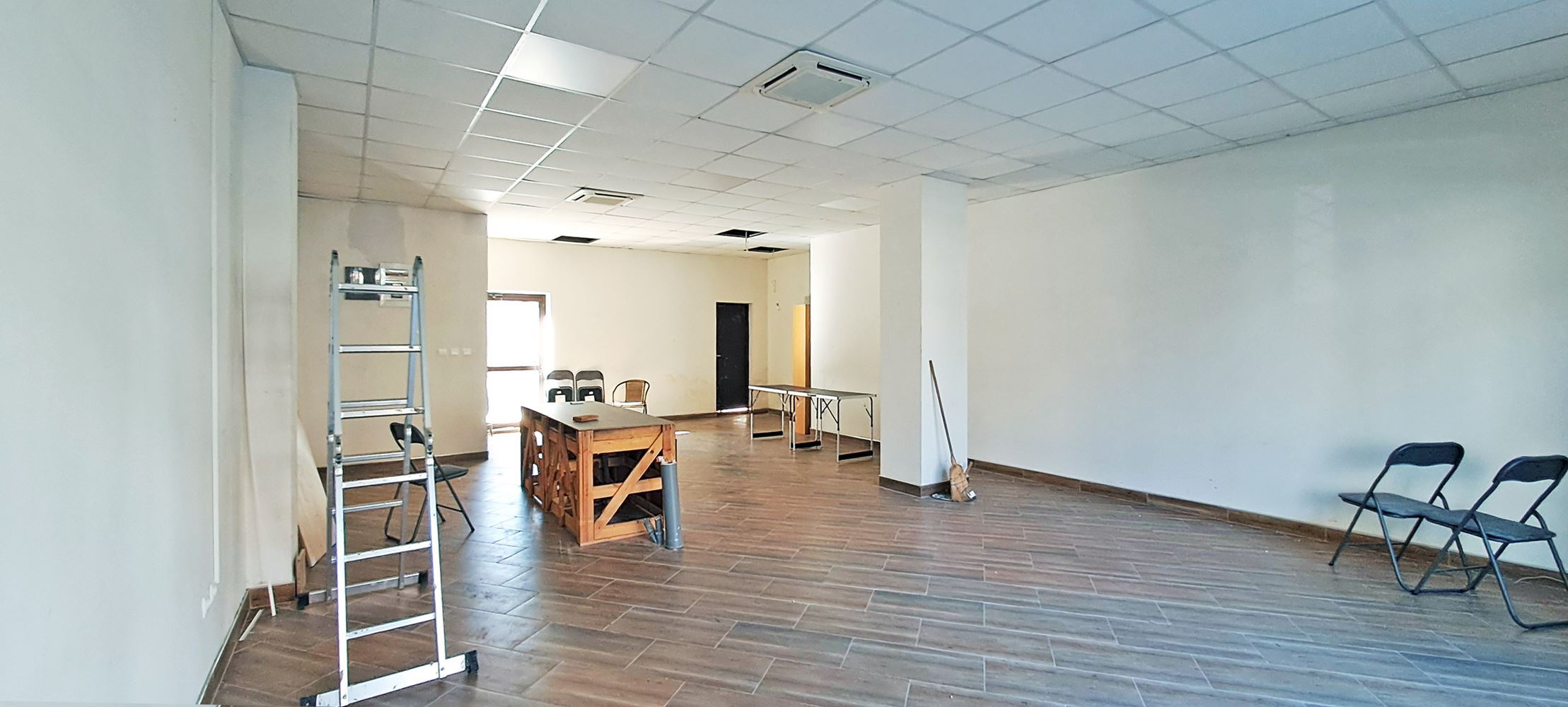 ЗАВЕДЕНИЕ 145 М² И ВИТРИНА КЪМ УЛИЦА И ДВОР - 0