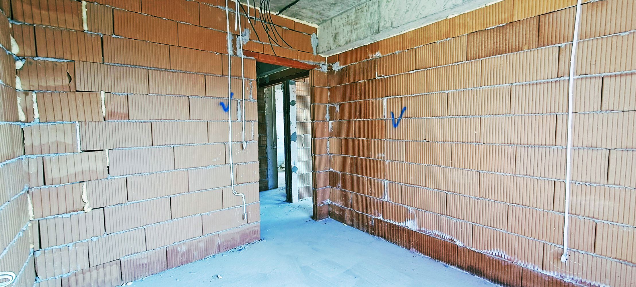 3-СТАЕН АПАРТАМЕНТ 146 М² В ПОЛИТЕ НА ВИТОША - 0