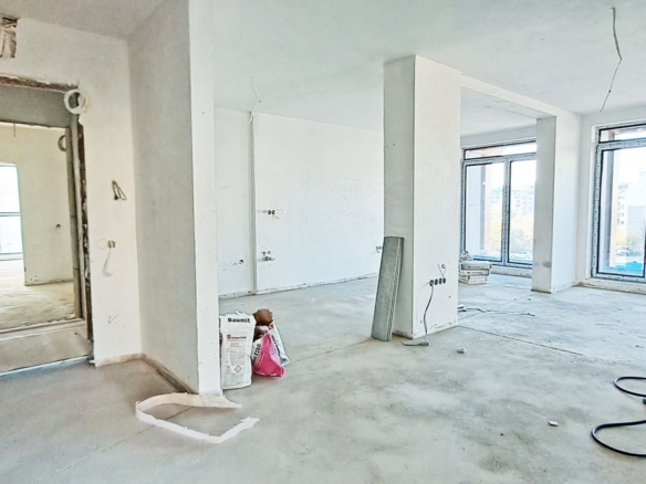 3-СТАЕН АПАРТАМЕНТ СЪС 136 М² НА МИНУТИ ОТ ЮЖЕН ПАРК - 0