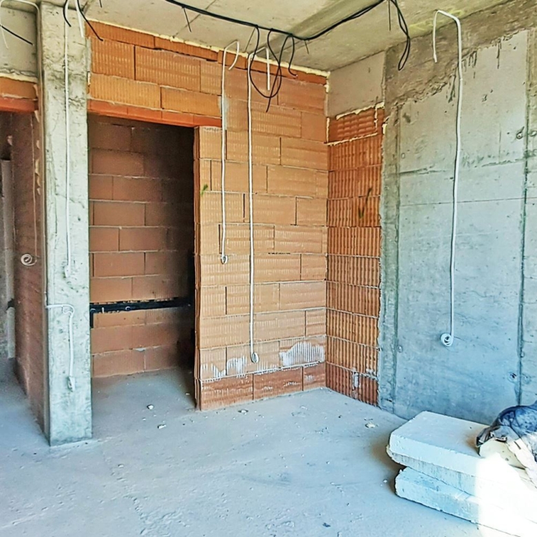 3-СТАЕН АПАРТАМЕНТ 146 М² В ПОЛИТЕ НА ВИТОША - 0