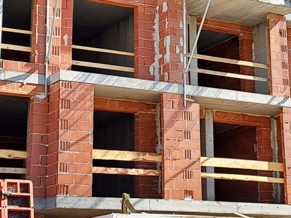 3-СТАЕН АПАРТАМЕНТ 126 М² С ПАНОРАМНА ТЕРАСА ДО НБУ - 0