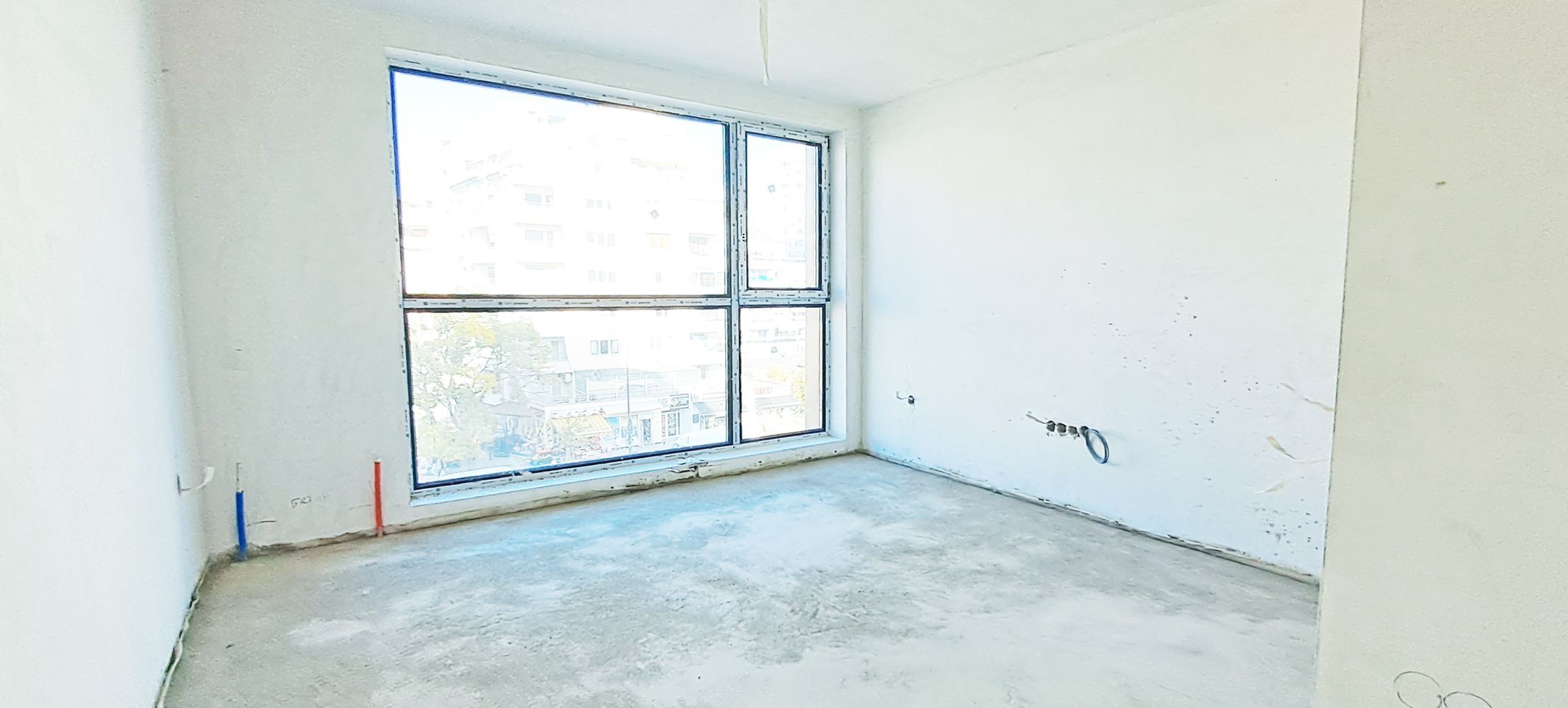 3-СТАЕН АПАРТАМЕНТ СЪС 136 М² НА МИНУТИ ОТ ЮЖЕН ПАРК - 0