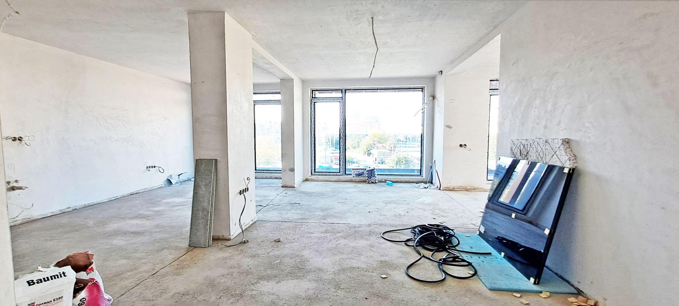 3-СТАЕН АПАРТАМЕНТ СЪС 136 М² НА МИНУТИ ОТ ЮЖЕН ПАРК - 0