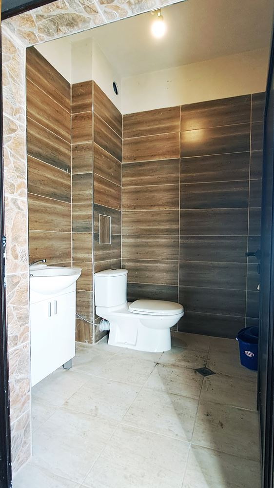 ЗАВЕДЕНИЕ 145 М² И ВИТРИНА КЪМ УЛИЦА И ДВОР - 0