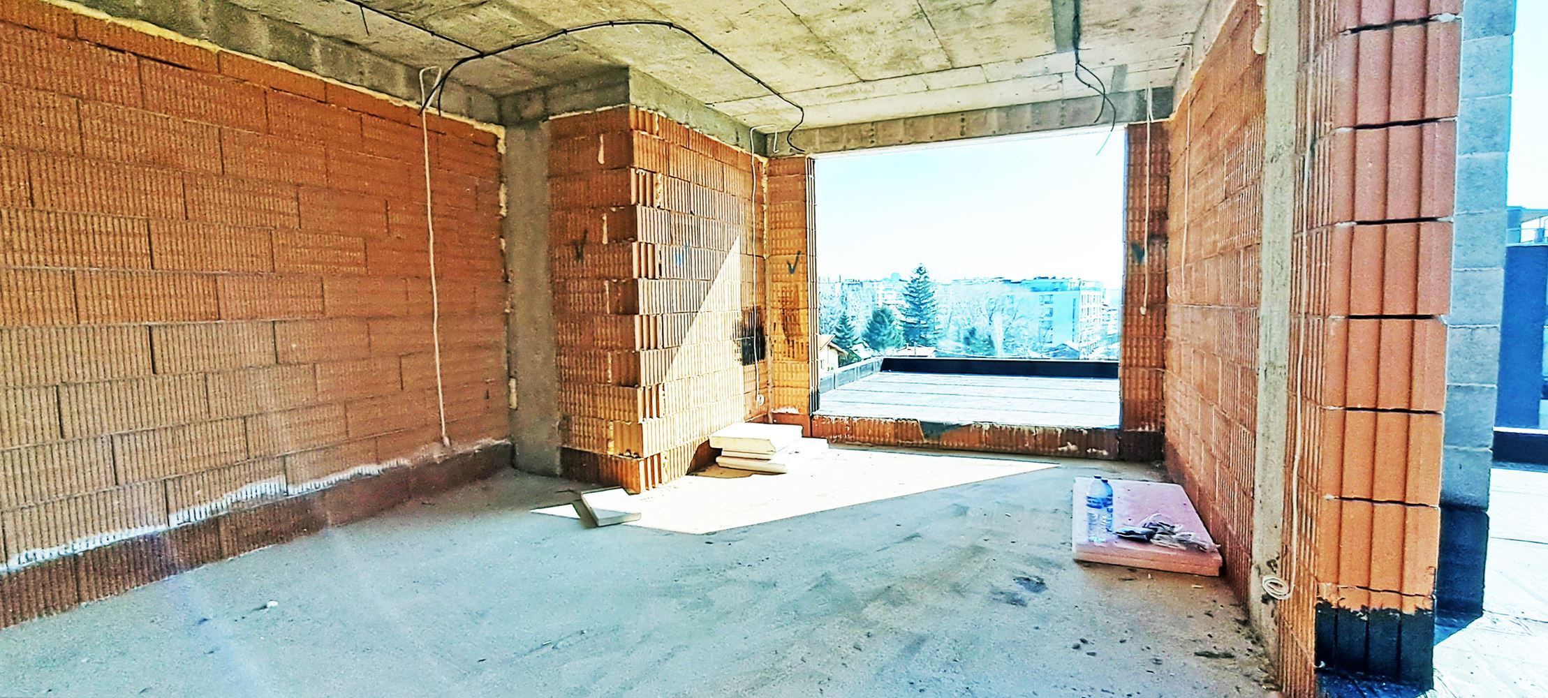 3-СТАЕН АПАРТАМЕНТ 146 М² В ПОЛИТЕ НА ВИТОША - 0