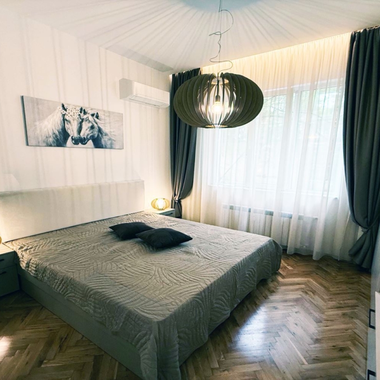 3-СТАЕН АПАРТАМЕНТ 89 М² ДО МЕТРОСТАНЦИЯ НДК - 0