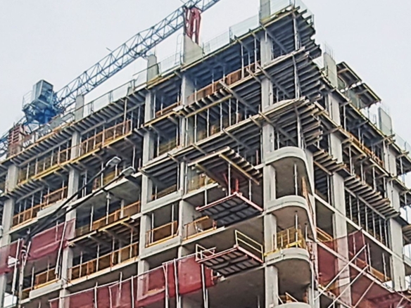 4-СТАЕН АПАРТАМЕНТ 147 М² ДО ЗООПАРКА - 0
