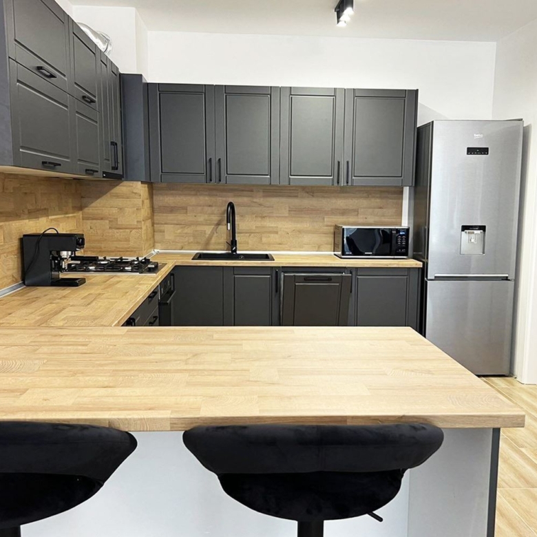 4-СТАЕН АПАРТАМЕНТ 140 М² ДО МЕТРОСТАНЦИЯ ВИТОША - 0