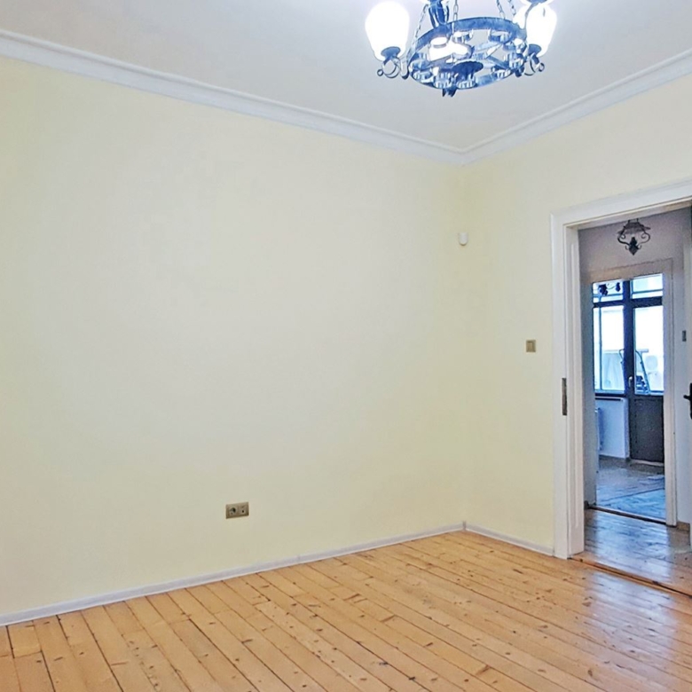 3-СТАЕН АПАРТАМЕНТ 85 М² ДО НДК - 0