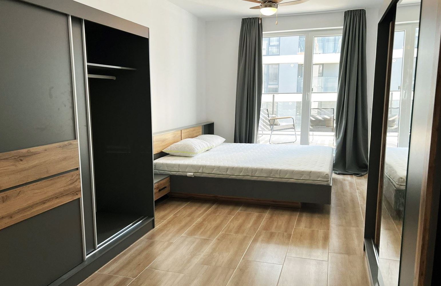 4-СТАЕН АПАРТАМЕНТ 140 М² ДО МЕТРОСТАНЦИЯ ВИТОША - 0