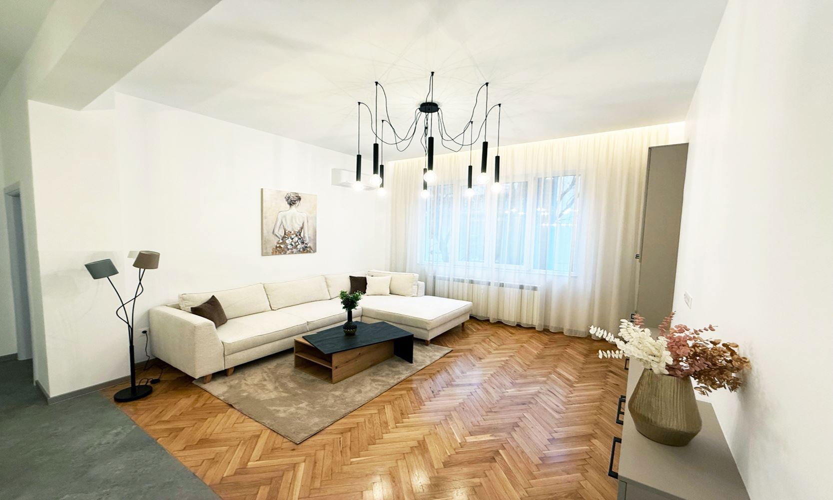 3-СТАЕН АПАРТАМЕНТ 89 М² ДО МЕТРОСТАНЦИЯ НДК - 0
