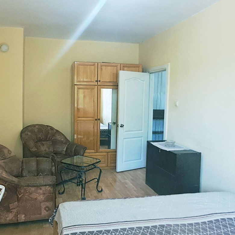 2-СТАЕН АПАРТАМЕНТ СЪС ЧЖП 60 М² - 0