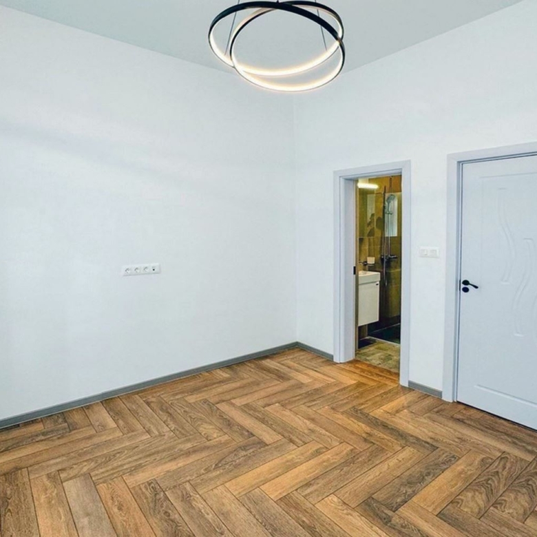 3-СТАЕН АПАРТАМЕНТ 89 М² ДО МЕТРОСТАНЦИЯ НДК - 0