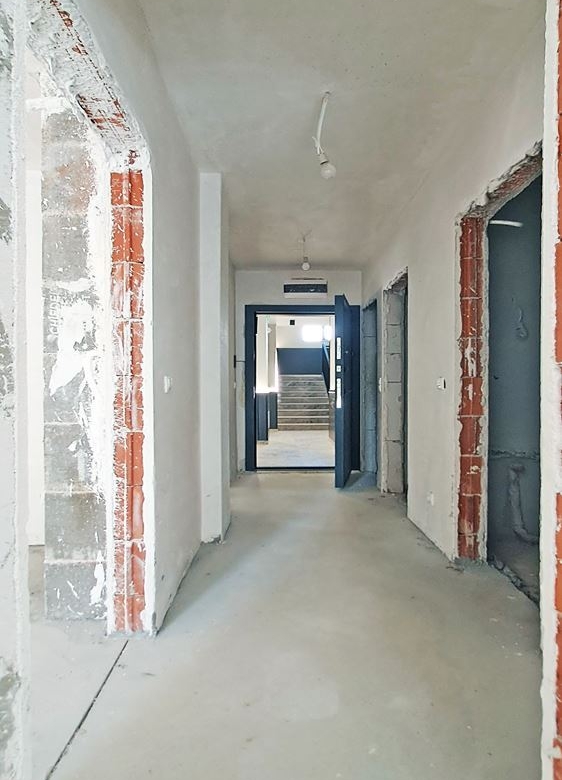 3-СТАЕН АПАРТАМЕНТ 94 М² В КВ.ОВЧА КУПЕЛ - 0