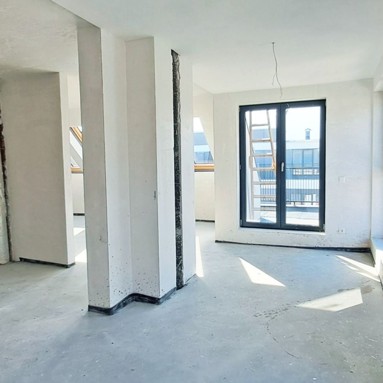 4-СТАЕН АПАРТАМЕНТ 176 М² В КВ.ОВЧА КУПЕЛ - 0