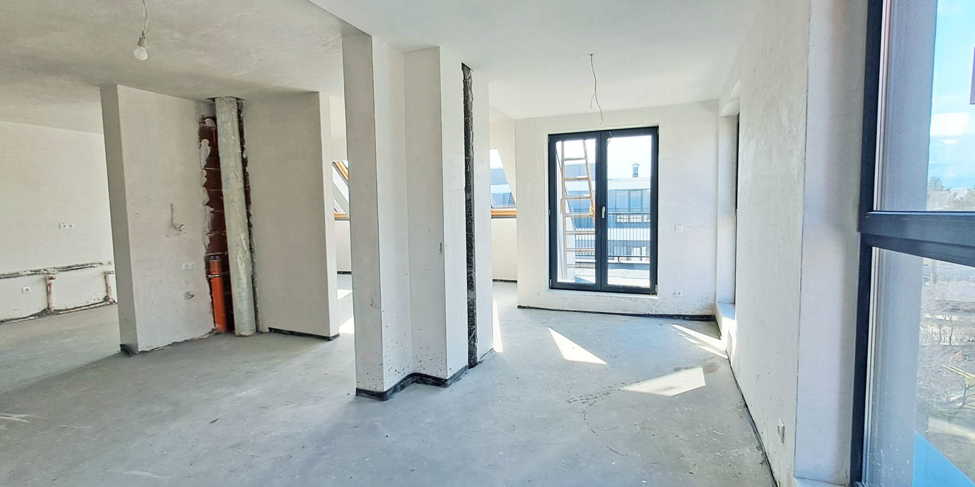 4-СТАЕН АПАРТАМЕНТ 176 М² В КВ.ОВЧА КУПЕЛ - 0