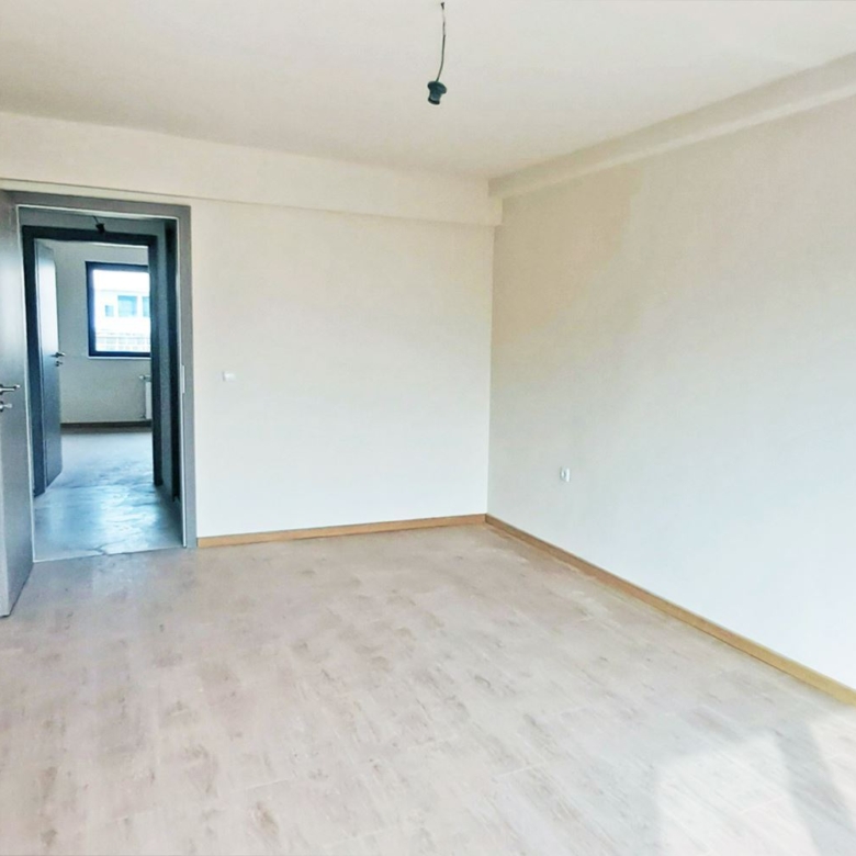 3-СТАЕН АПАРТАМЕНТ 133 М² БЛИЗО ДО ЮЖНИЯ ПАРК - 0
