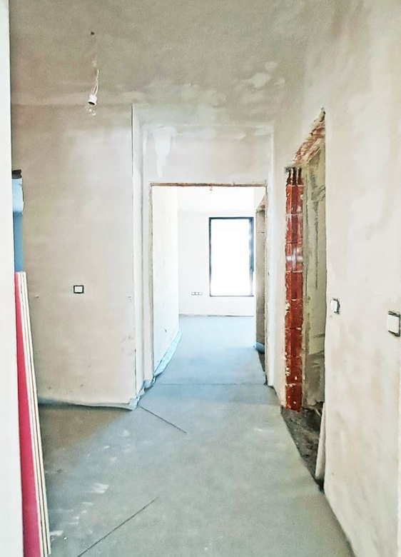 3-СТАЕН АПАРТАМЕНТ СЪС 92 М² СЪС СОБСТВЕН ДВОР В КВ. 76 М², ОВЧА КУПЕЛ - 0