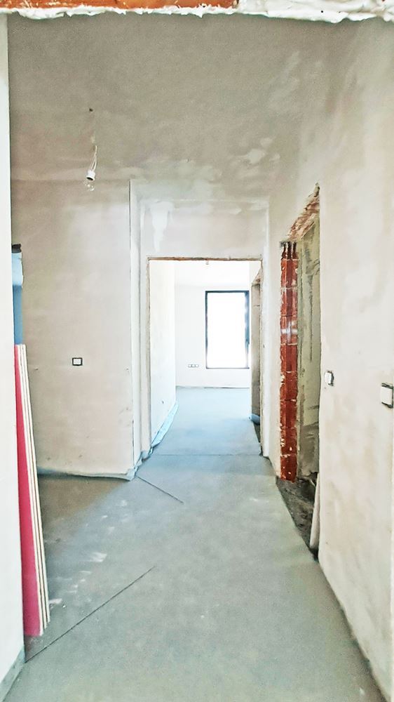 3-СТАЕН АПАРТАМЕНТ СЪС 92 М² СЪС СОБСТВЕН ДВОР В КВ. 76 М², ОВЧА КУПЕЛ - 0