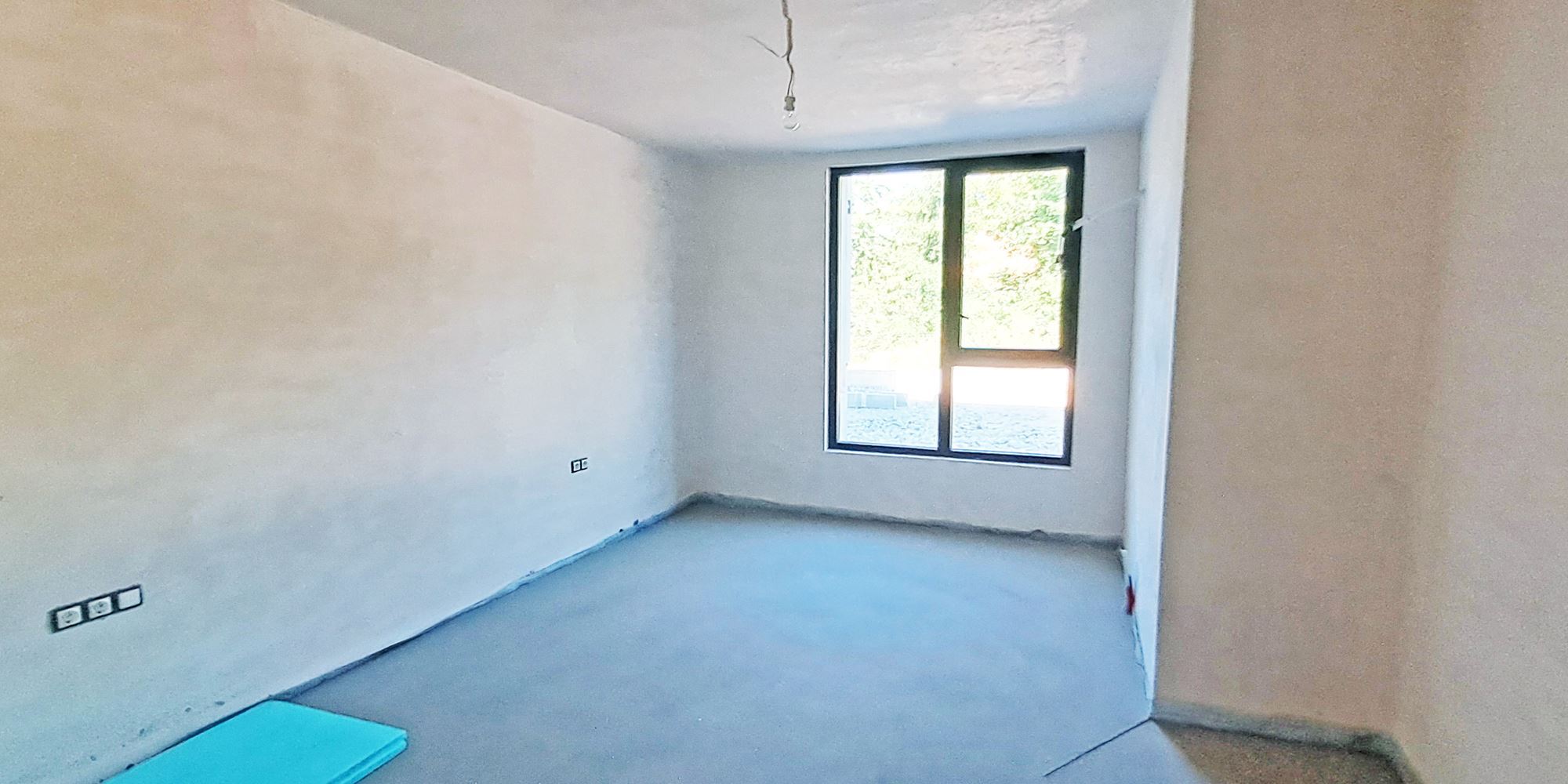 3-СТАЕН АПАРТАМЕНТ СЪС 92 М² СЪС СОБСТВЕН ДВОР В КВ. 76 М², ОВЧА КУПЕЛ - 0