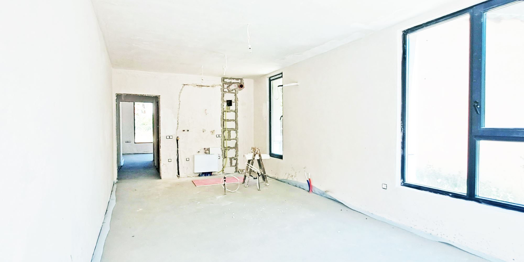 3-СТАЕН АПАРТАМЕНТ СЪС 92 М² СЪС СОБСТВЕН ДВОР В КВ. 76 М², ОВЧА КУПЕЛ - 0
