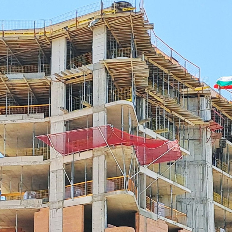 4-СТАЕН АПАРТАМЕНТ 147 М² ДО ЗООПАРКА