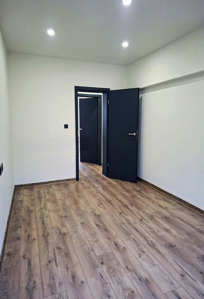 4-СТАЕН АПАРТАМЕНТ 95 М² ДО НПМГ - 0
