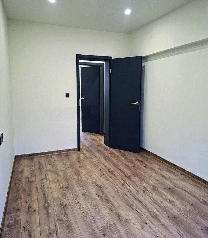 4-СТАЕН АПАРТАМЕНТ 95 М² ДО НПМГ - 0