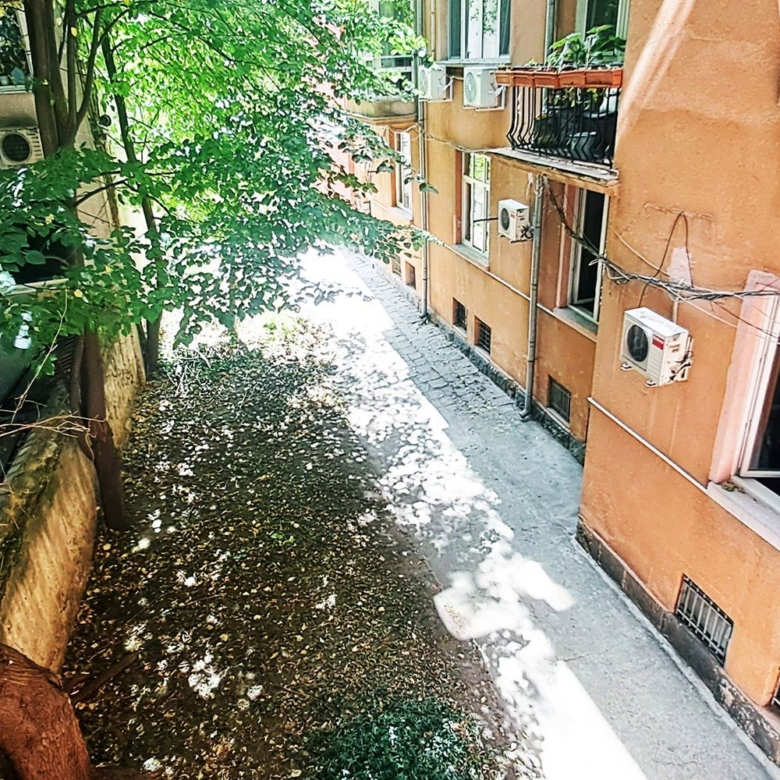 3-СТАЕН АПАРТАМЕНТ 85 М² ДО НДК - 0