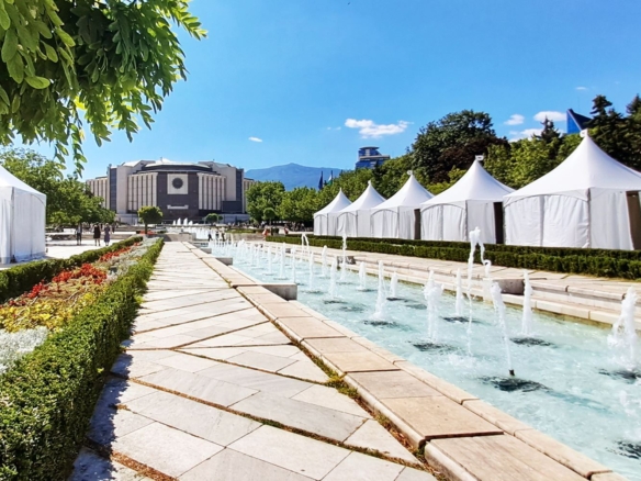 3-СТАЕН АПАРТАМЕНТ 85 М² ДО НДК - 0