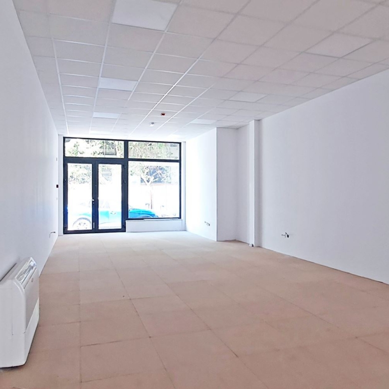 ПОМЕЩЕНИЕ 307 М² НА ЦЕНТРАЛЕН БУЛЕВАРД - 0