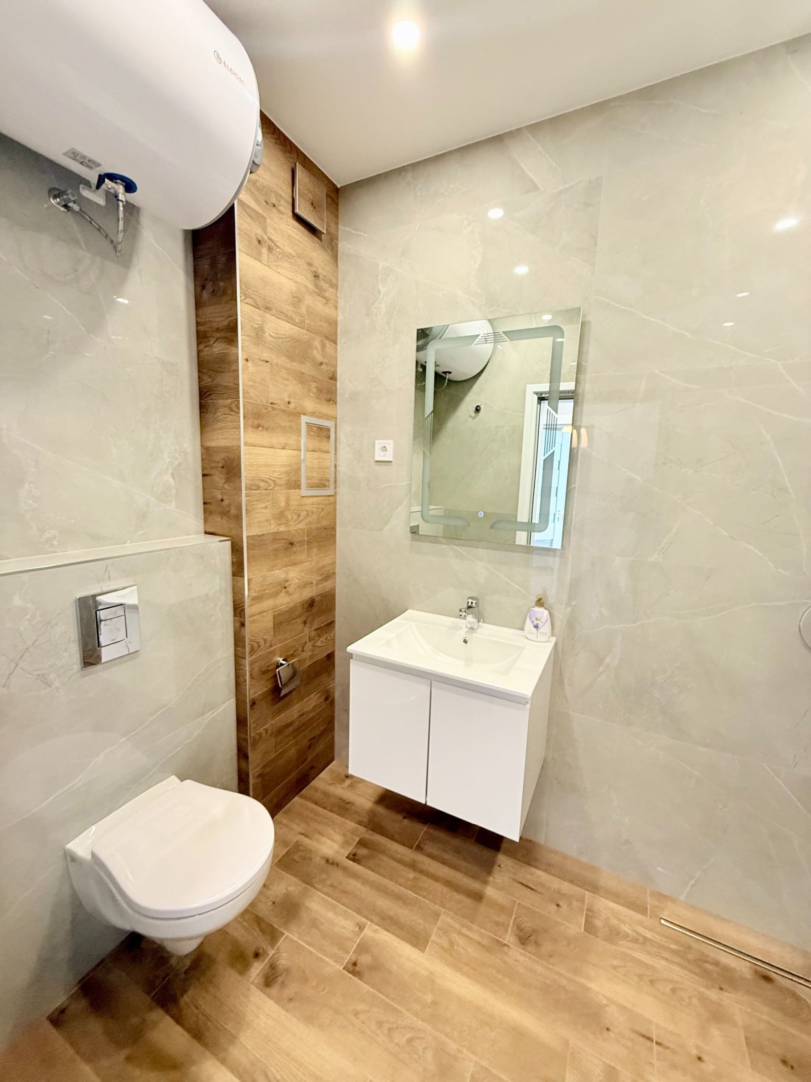 2-СТАЕН АПАРТАМЕНТ 68 М² БЛИЗО ДО МЕТРОСТАНЦИЯ ВИТОША - 0